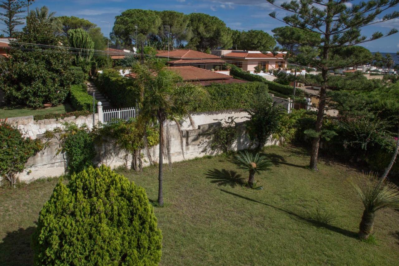 Villa Vega Фонтане Бианче Екстериор снимка